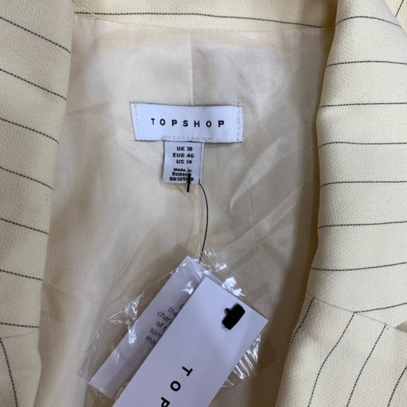 🎁 TOPSHOP Pinstripe Button Front Blazer - Picture 6 of 7